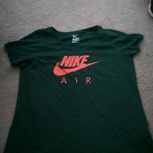 Nike tee